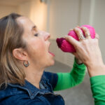 Demonstratie aanhap met gebreide borst